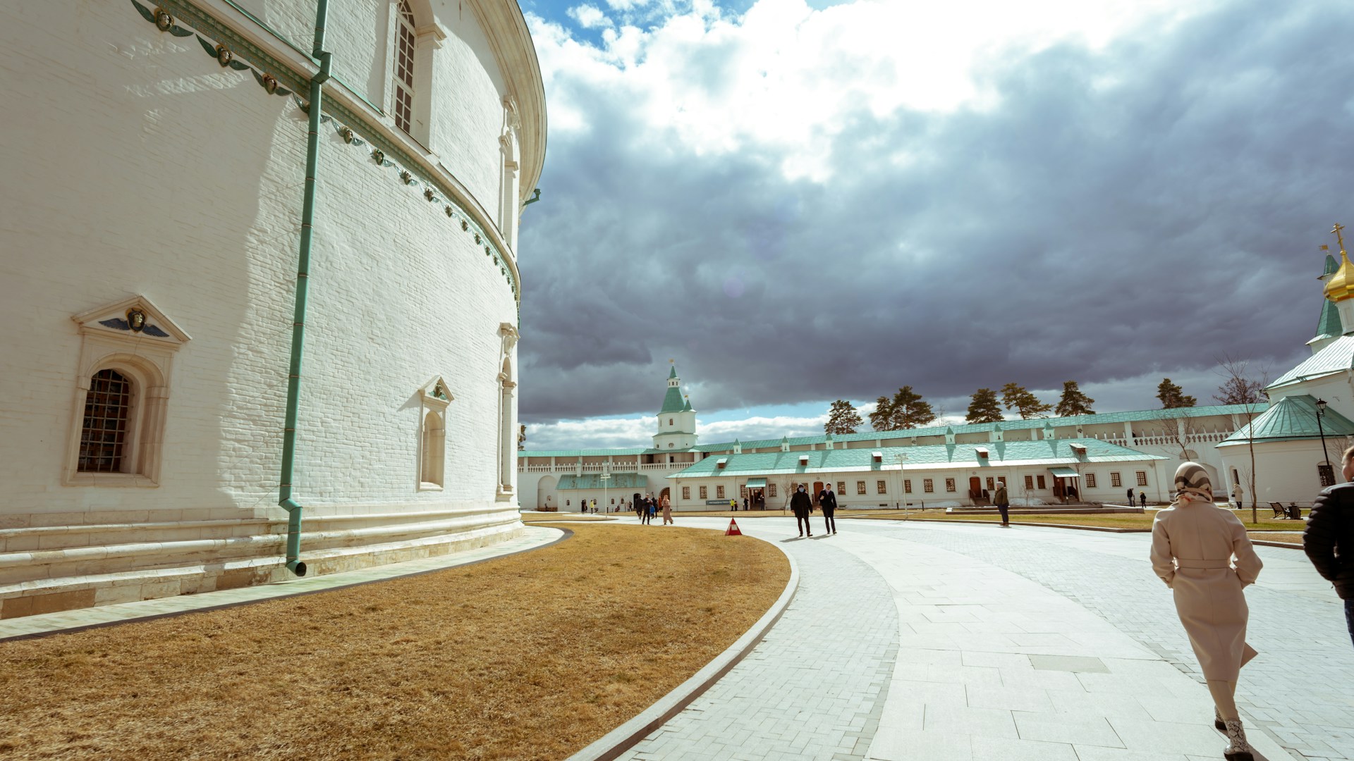 Wielkanoc 2026 za nami. Co zrobić, by trwać w tym stanie dłużej? Na zdjęciu kościół.